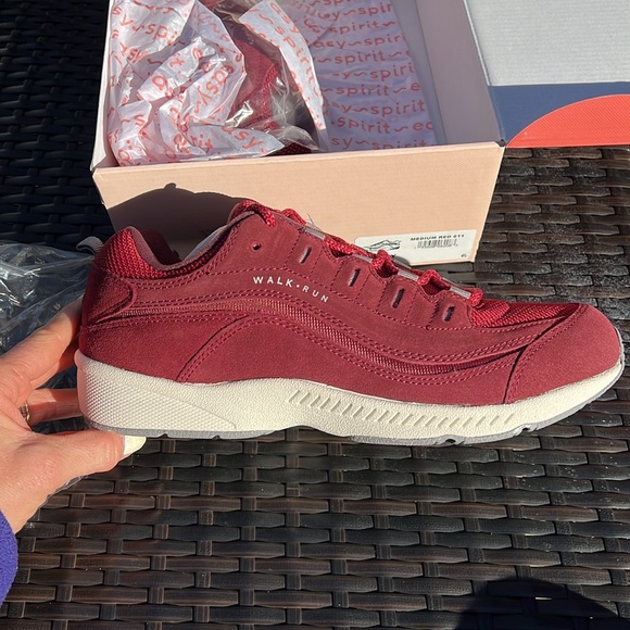 Easy Spirit Romy Medium Red - Picture 4 of 6